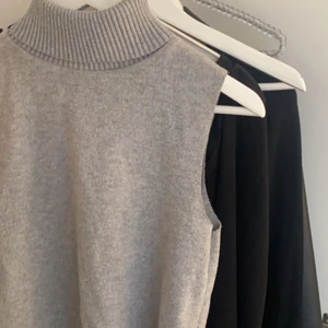 ZARA tröja🙌🏼🙌🏼 - Säljer denna fina tröja från Zara🙌🏼💗. Storlek S. Pris 199+frakt🙌🏼. Kan ev mötas upp i Göteborg! ( den andra bilden är lånad ) Kom privat för frågor och funderingar!💗 