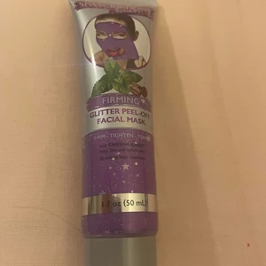 ansikte mask  - jag säljer ansikte mask, oöppnad oanvänd. fick den i present kommer inte till använing. och väljer sälja den biligt pris. frakt står köpare för själv. kan mötas upp.  och även posta, säljer för 25 kr plus frakt ska posta den.