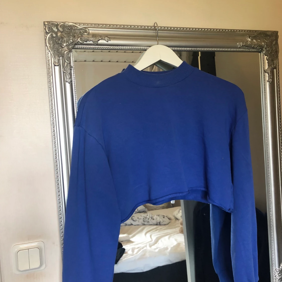Blå tröja  - 91