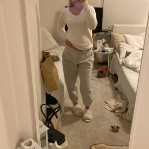 stickad tröja  - stickad tröja från vila💕