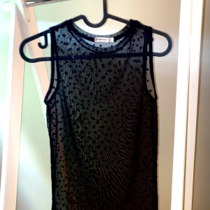 Mesh topp - Prickig Mech topp