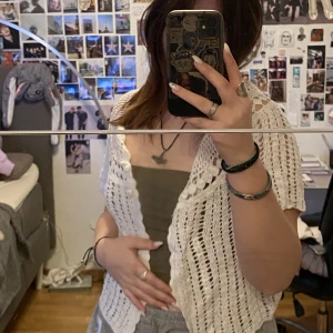 Frans top - hålig top, bra att ha över en lätt top