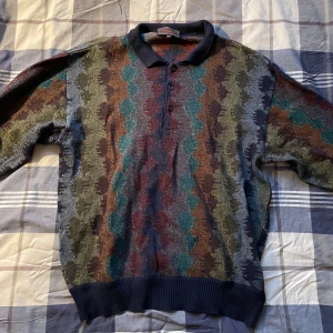 Tröja  - En knit tröja med krage