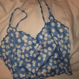 sommarlinne - supergulligt sommarlinne från shein i storlek large men passar en small/medium💗 köper står för frakten💗