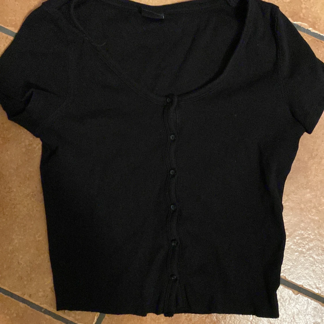 Tröja med knappar  - 90