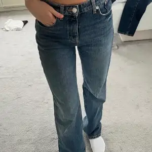 Straight jeans från Zara