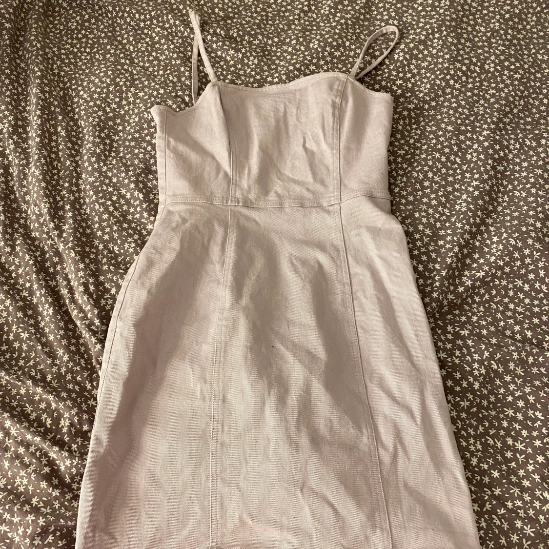 Lila jeans klänning