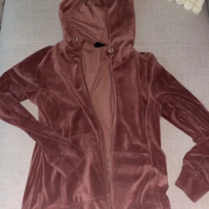 Rosa sammesrskofta - Rosa sammetskofta från Lindex 