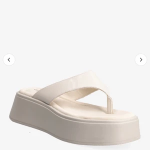 Vagabond - Säljer mina jätte fina vagabond Sandel, är använda en gång men skulle säga att de nästan är helt oanvända, kom privat för fler bilder❤️ köpta för 900kr