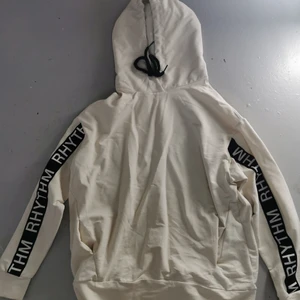 Hoodie från MSCH strl M - Cool hoddie i bra skick från MSCH copenhagen. 