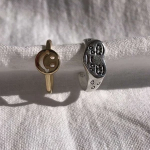 Ringar - Silverpläterade ringar som är justerbara