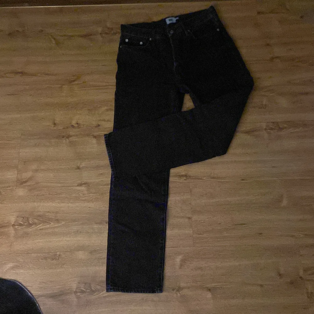 Ett par svarta jeans från lager 157 använda fåtal gånger. Jeans & Byxor.