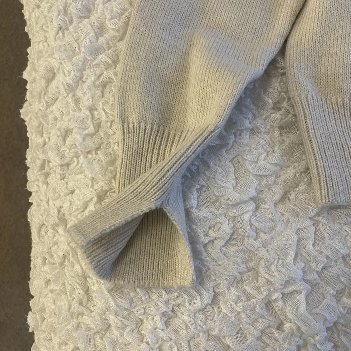 Stickad tröja - 91