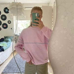 Tröja - Säljer åt en vän🫶