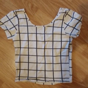 Crop top - Strl S/M men står L