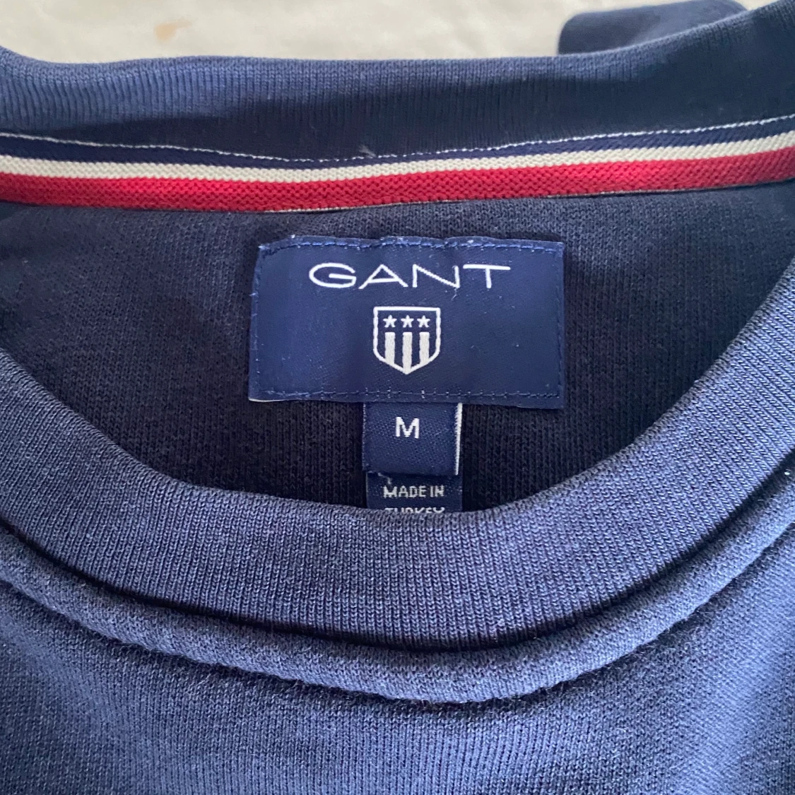 mörkblå Gant collegetröja - 90