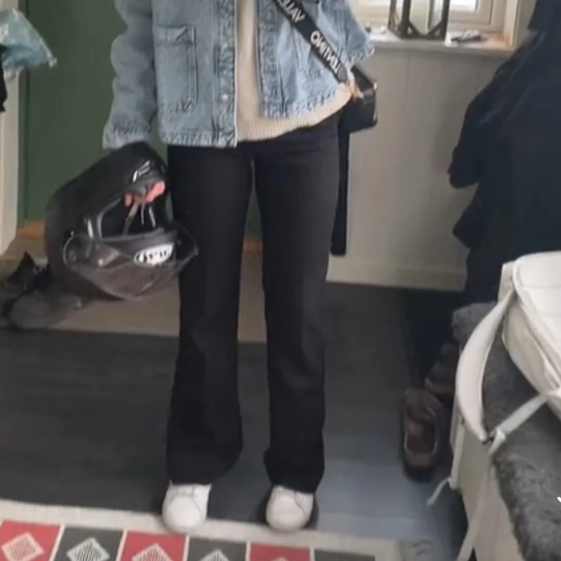 Svarta kostymbyxor från Lindex