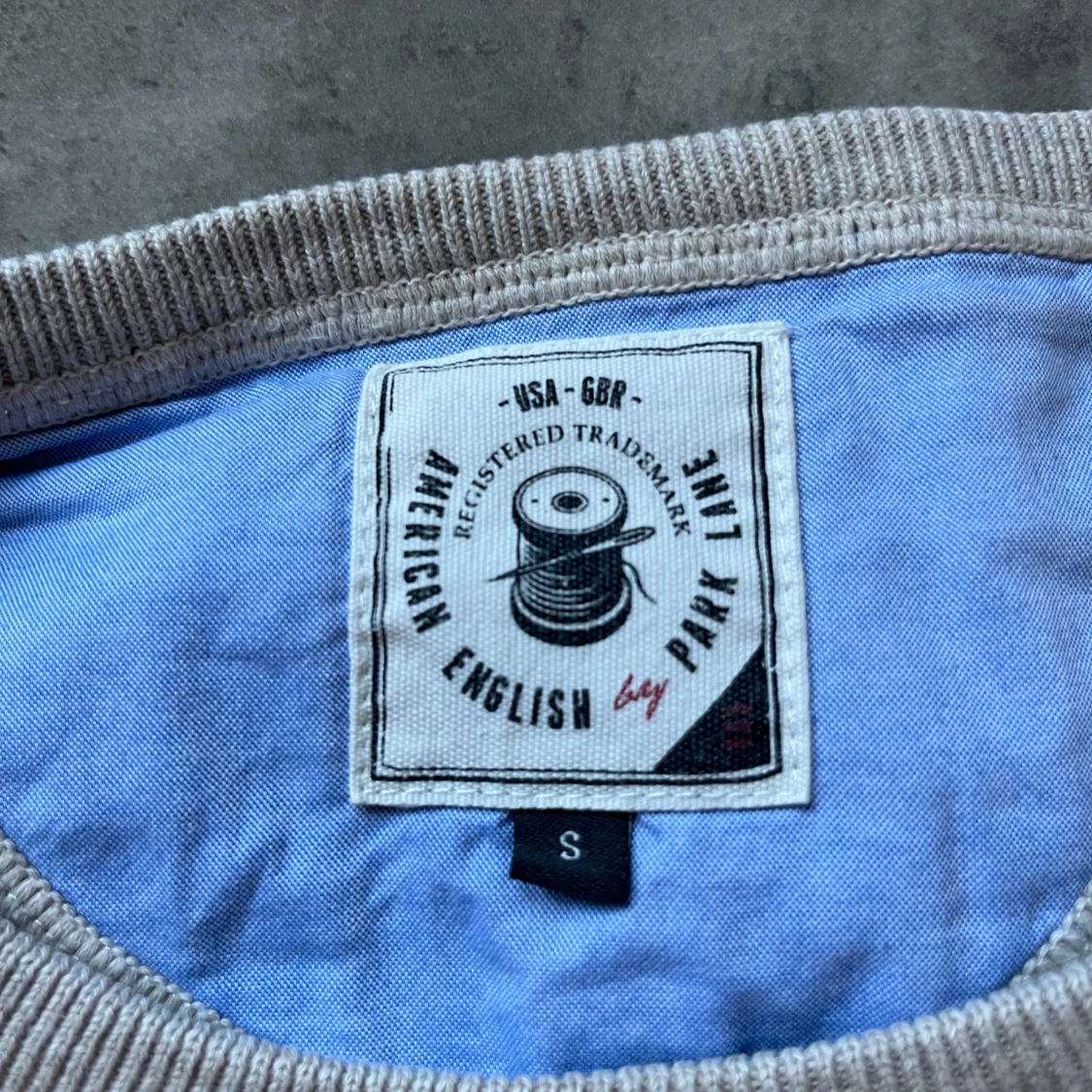 Kabelstickad tröja  - 2