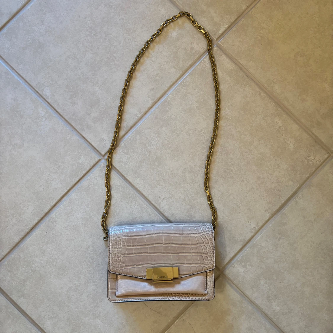 Beige axelväska från Marella