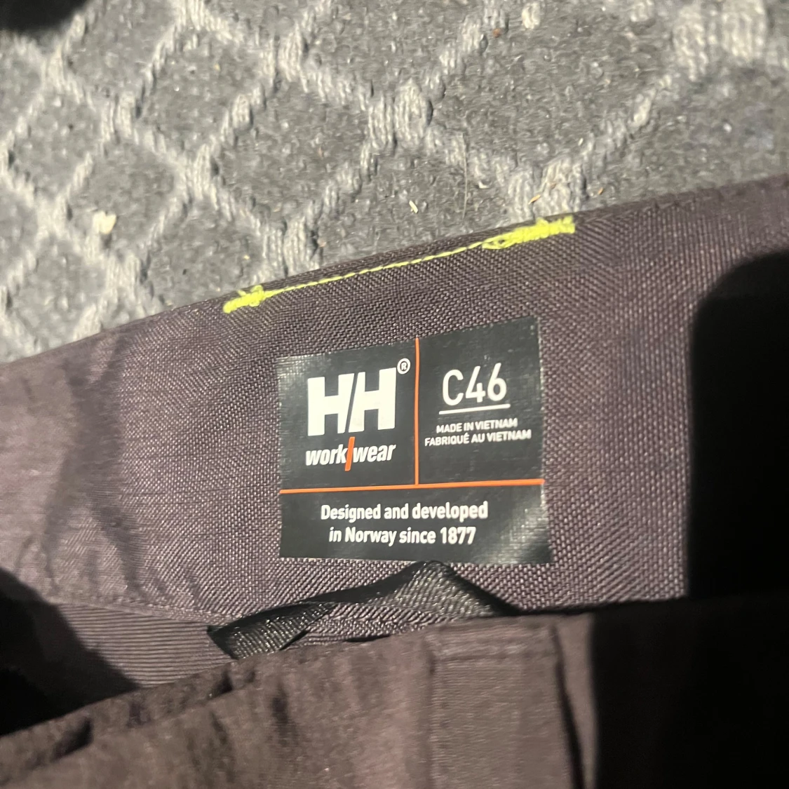 Svarta och gula arbetsbyxor Helly Hansen - 1