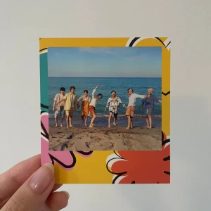 Bts Butter postcard - Officiell och i fint skick. Ligger även ute på Vinted och Tradera (mollygyori där). Om man vill betala med swish skickar jag med postnord och det blir 22kr frakt (ej spårbar), annars går det bra att köpa med köp nu☺️