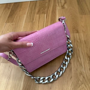 Väska - Helt ny väska från asos