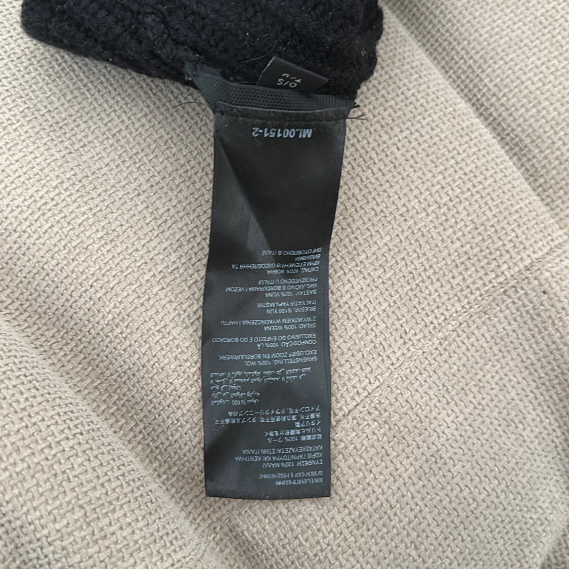 Svart ribbstickad mössa Canada Goose - 3