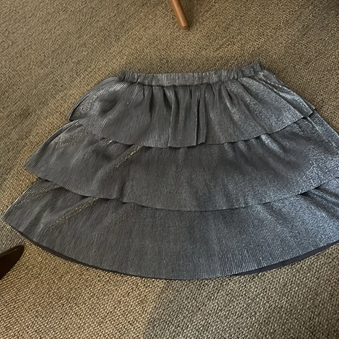 Glittrig silver volangkjol - 1