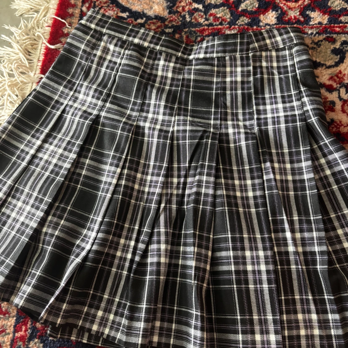 Svartvit rutig kjol från H&M