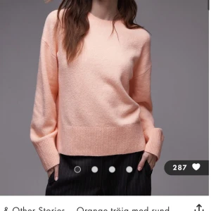 Ljus korallfärgad stickad tröja - Super snygg ljus korallfärgad stickad tröja, jag råkade beställa fel storlek💕
