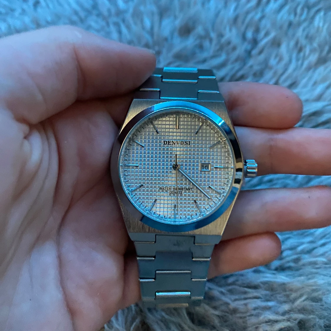 Silverfärgad klocka från Denvosi - 3