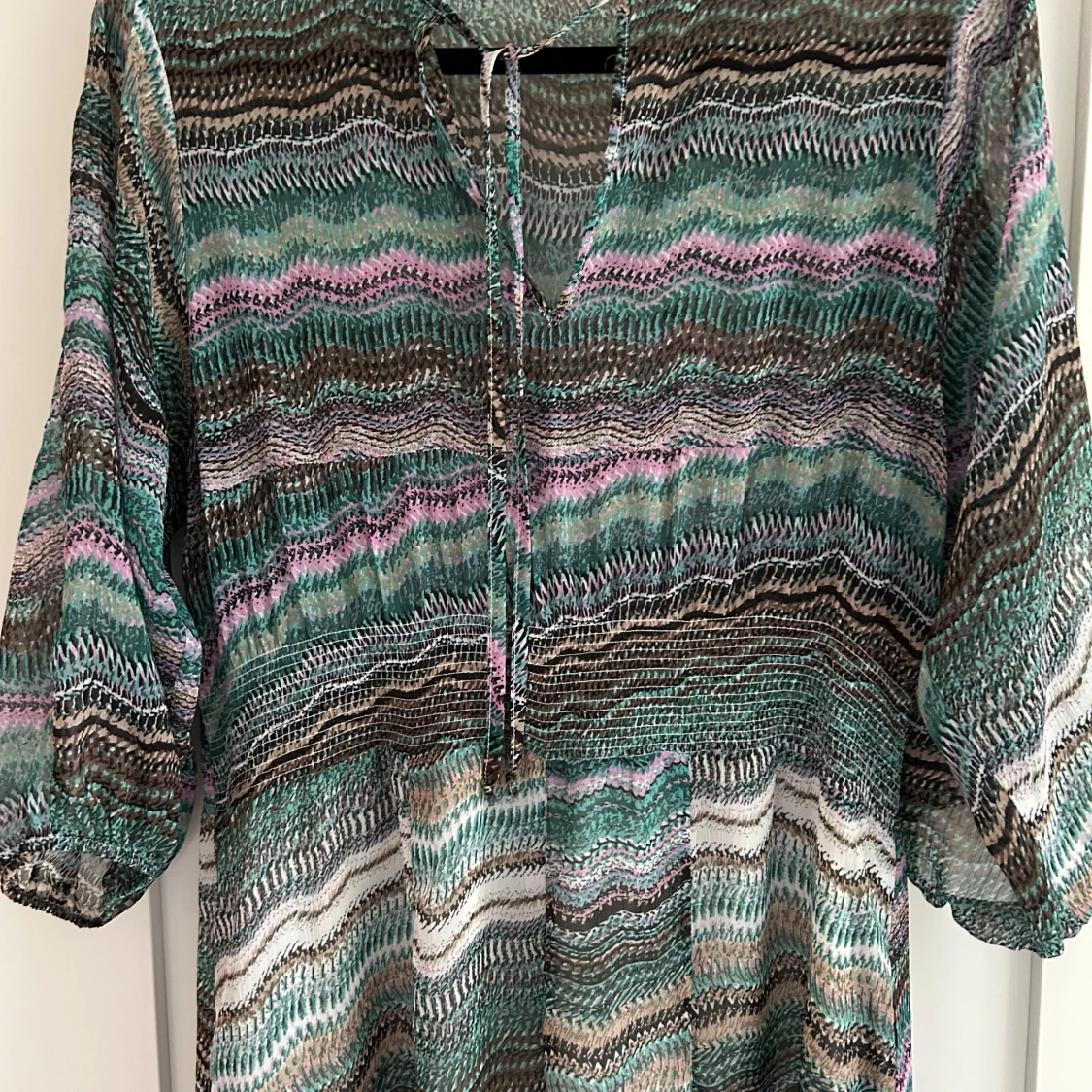 Mönstrad långklänning Line of Oslo - 3