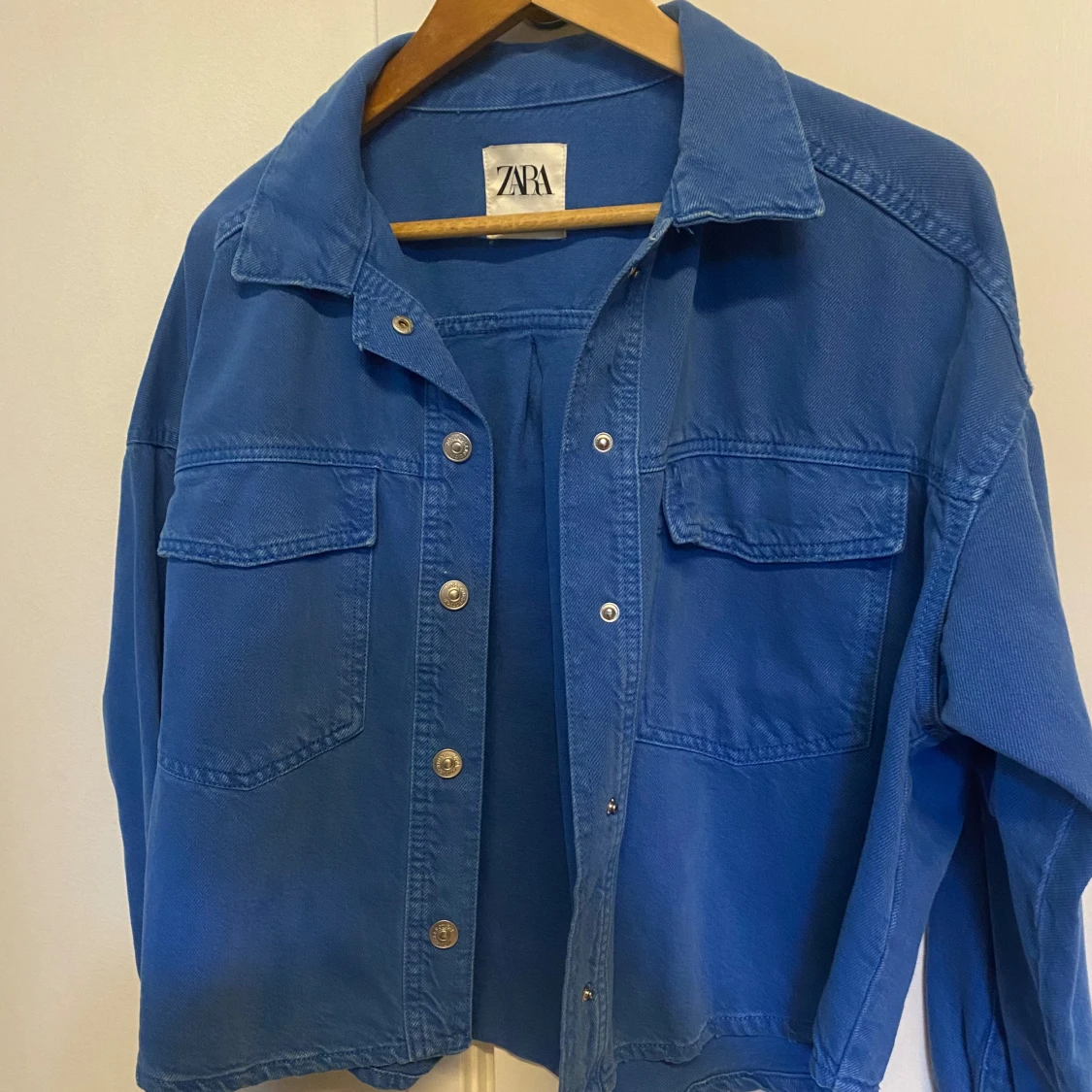 Blå jeansjacka från Zara - 1