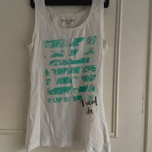 KÖP FRÅN MIN VINTED - ett linne