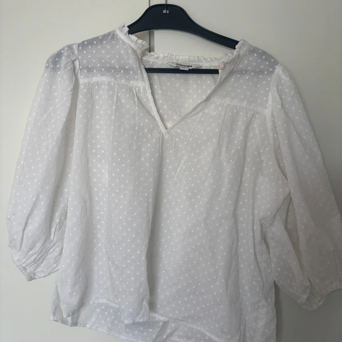 Vit blus från Kappahl  - 2