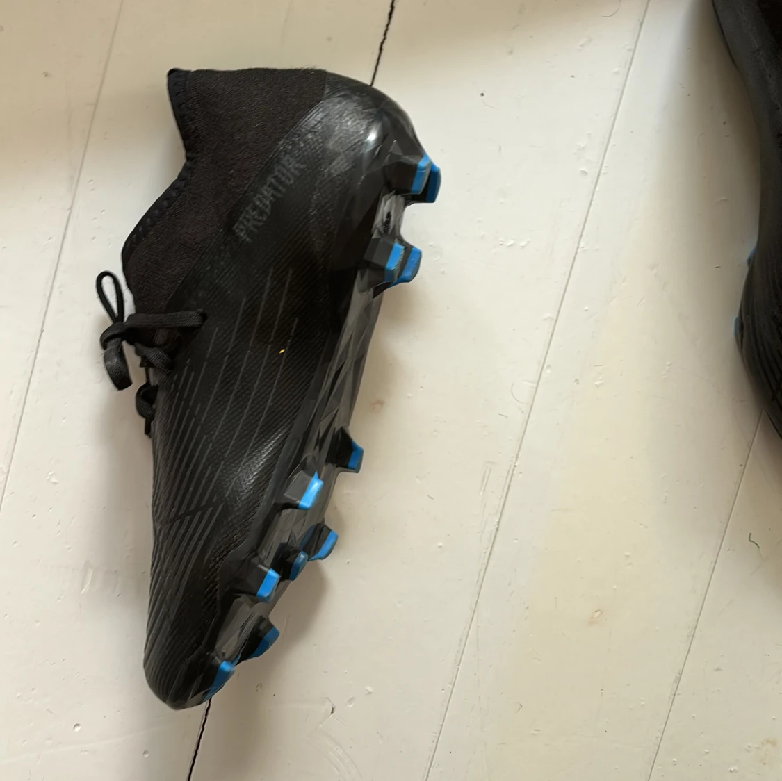 Adidas Predator svarta fotbollsskor - 2