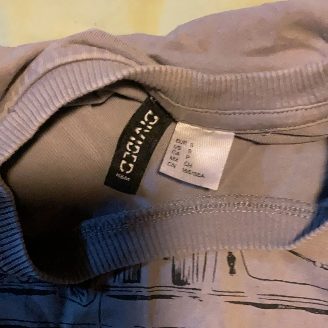 Pixies t-shirt från H&M Divided - 1