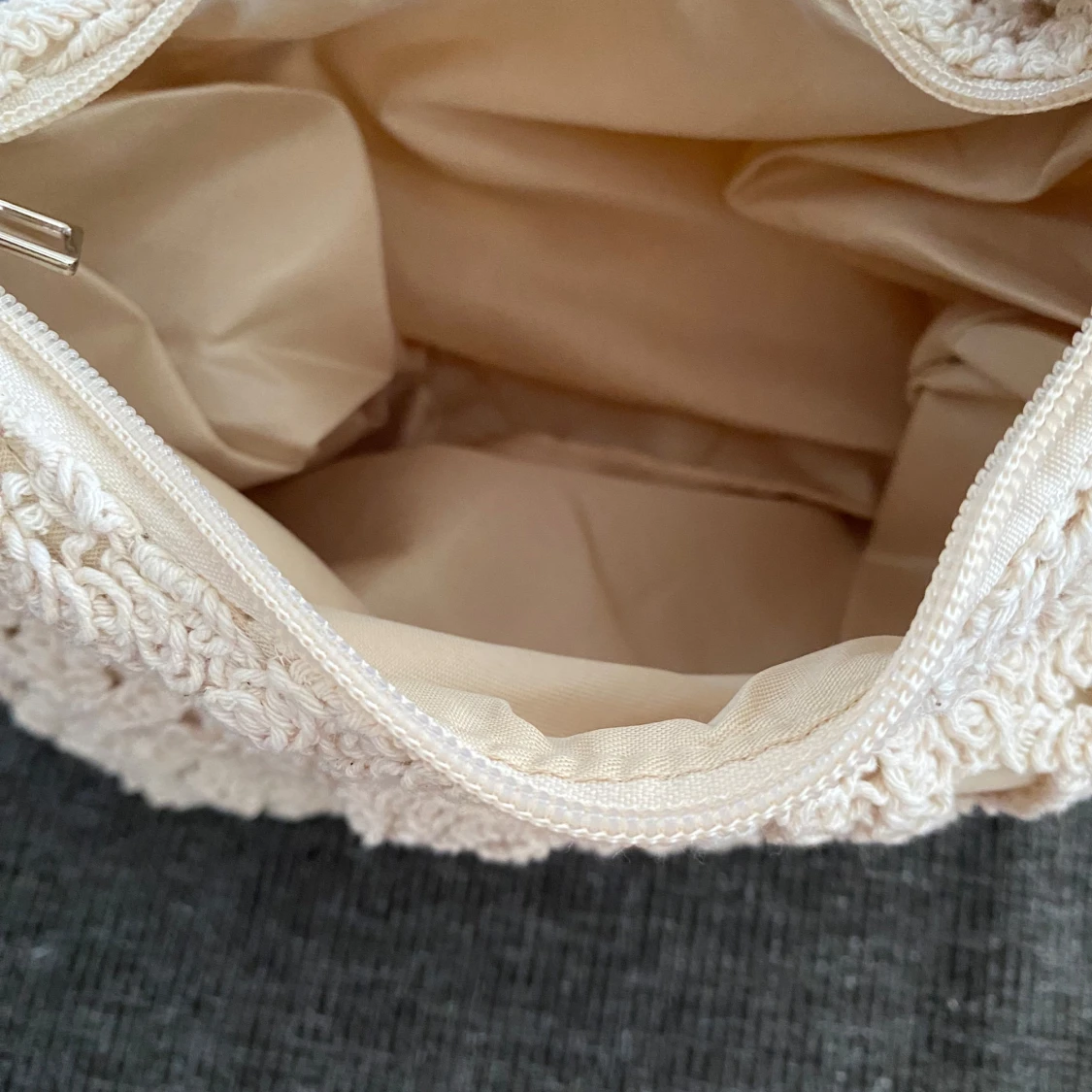 Virkad handväska - 1