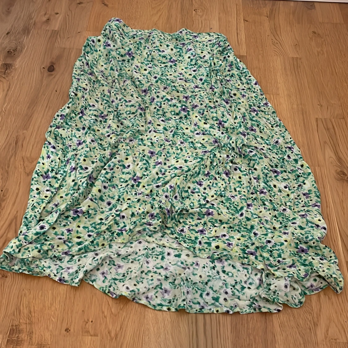 Blommig långkjol från Lindex