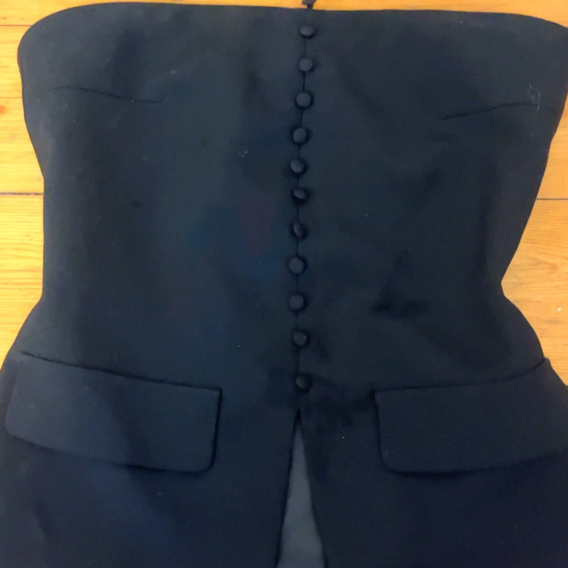 Svart tubtopp med knappar Gina Tricot!❤️❤️ - 2