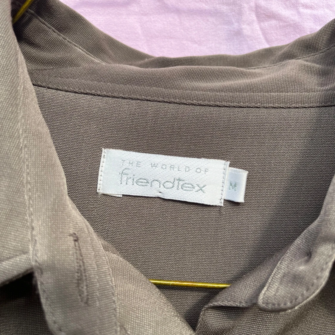 Mörkgrå skjort från Friendtex - 2