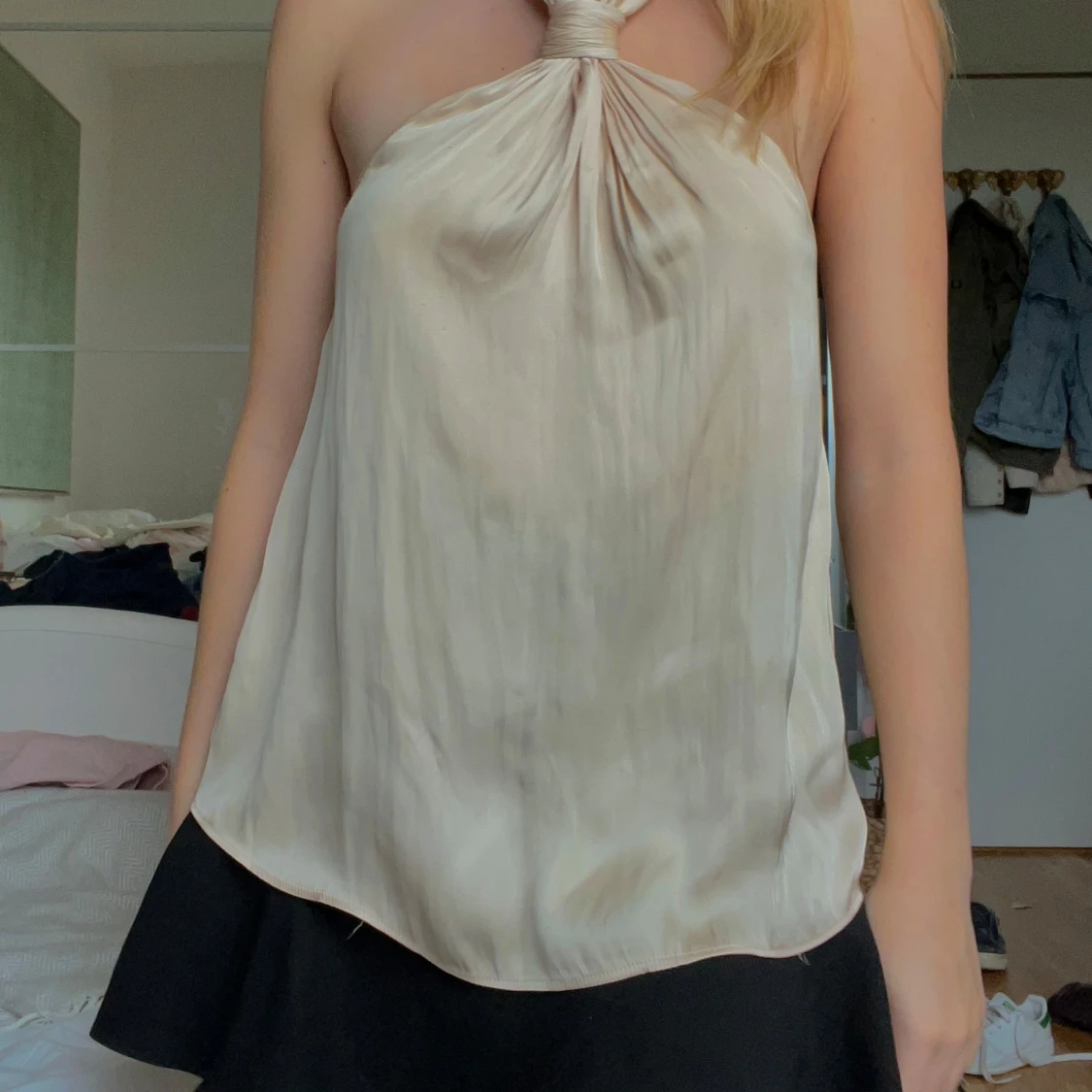 Champagnefärgad topp från mango // XS/34 - 2