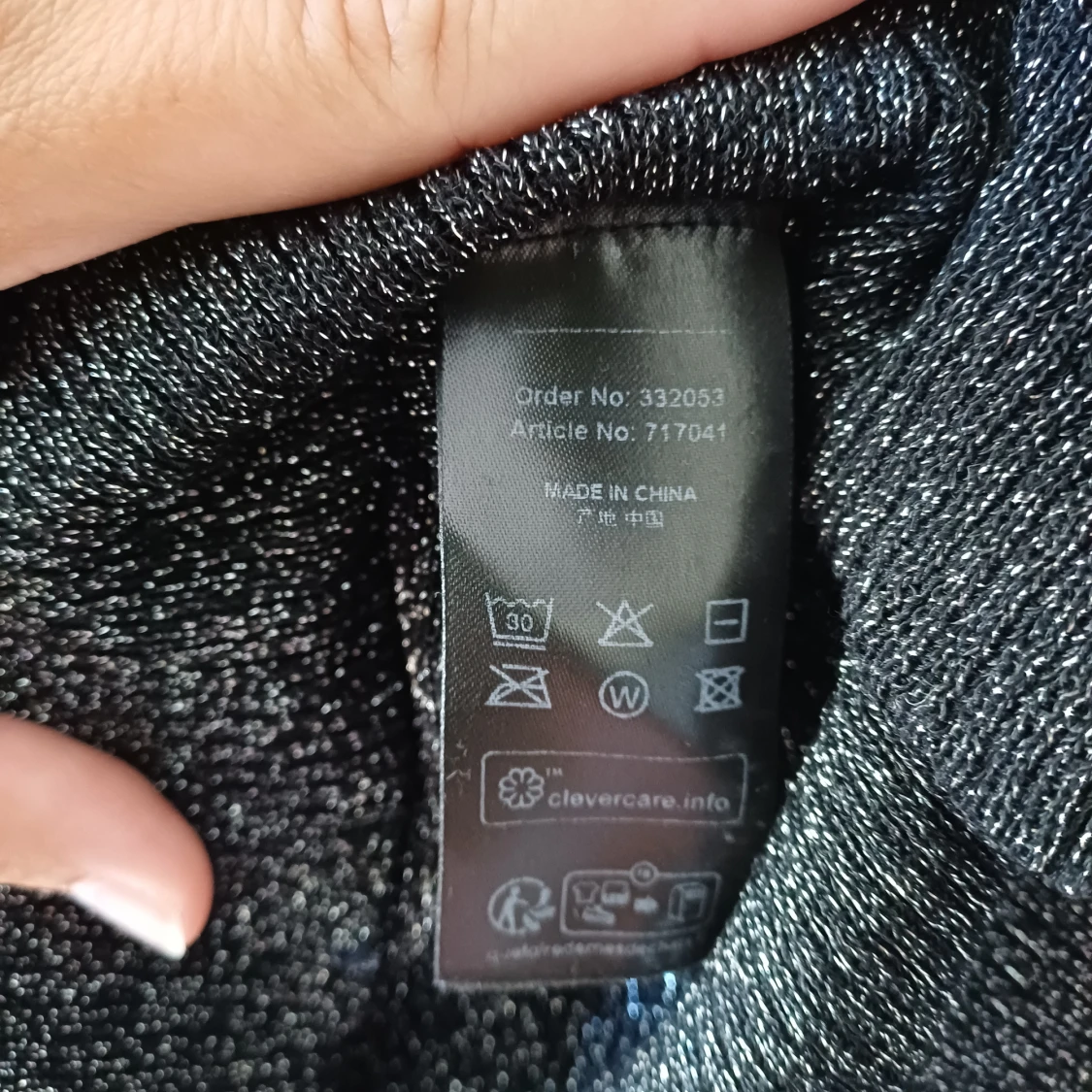 Glittrig svart ribbad tröja Bubbleroom - 2