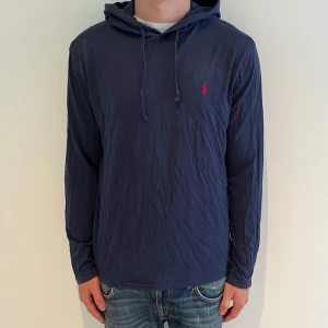 Ralph lauren hoodie - Köp sker via vår hemsida - ricodelluxury.com
