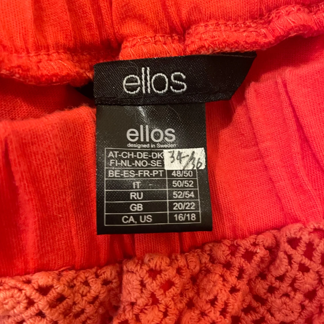 Röd kort jumper från Ellos - 3