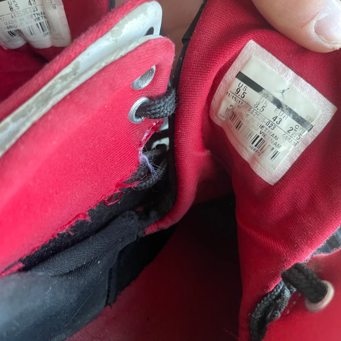 Nike Air Jordan 1 svart/vit/röd - 4