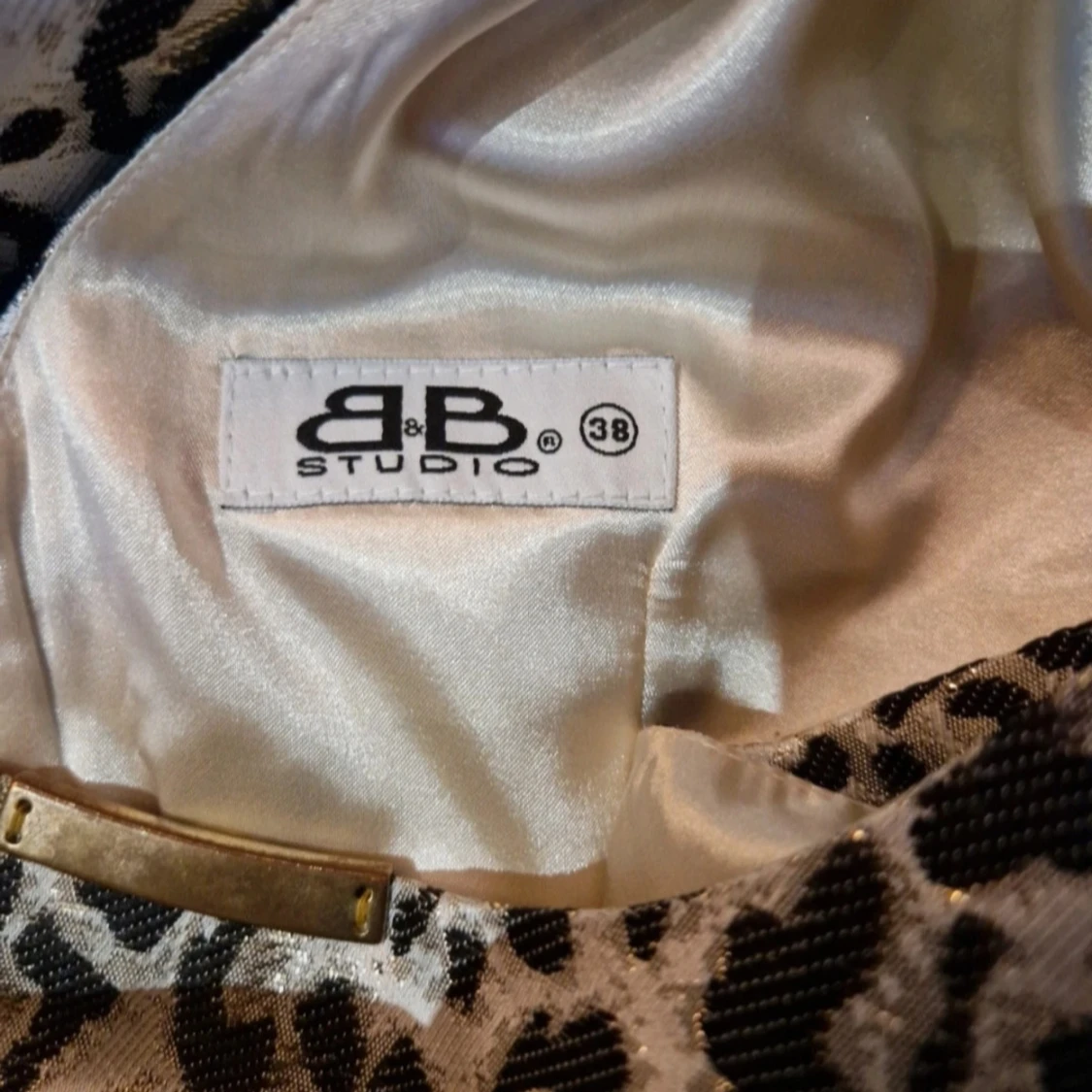 Leopardmönstrad kortklänning BB Studio - 2