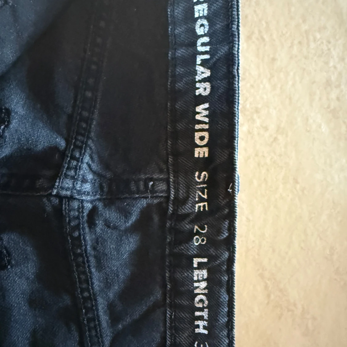 Svarta wide jeans regular fit stl 28 - 1