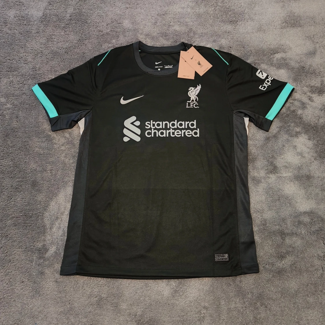 Liverpool FC | 24/25 | Size: L | Bortatröja | Luis Díaz | Ny - 1