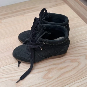 Isabel Marant skor - Säljer mina jättefina Isabel Marant skor. Fint skick. 